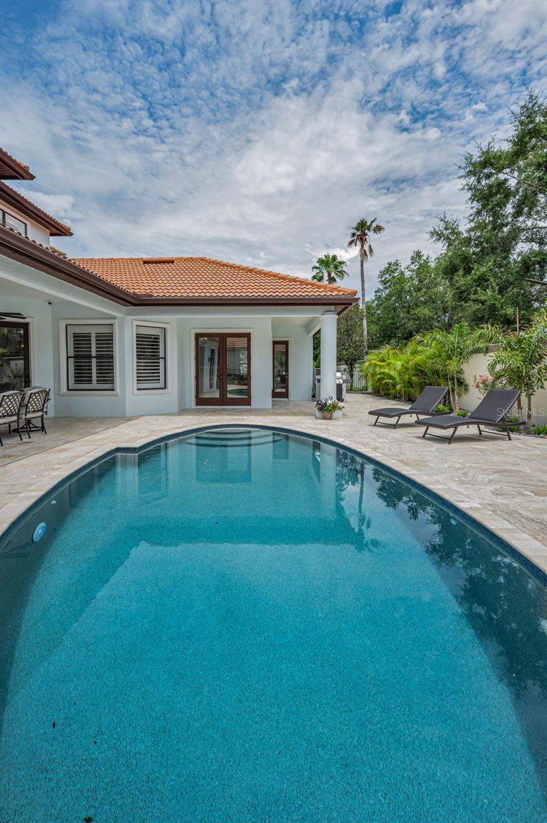 Listing photo id 83 for 10238 Pontofino Circle