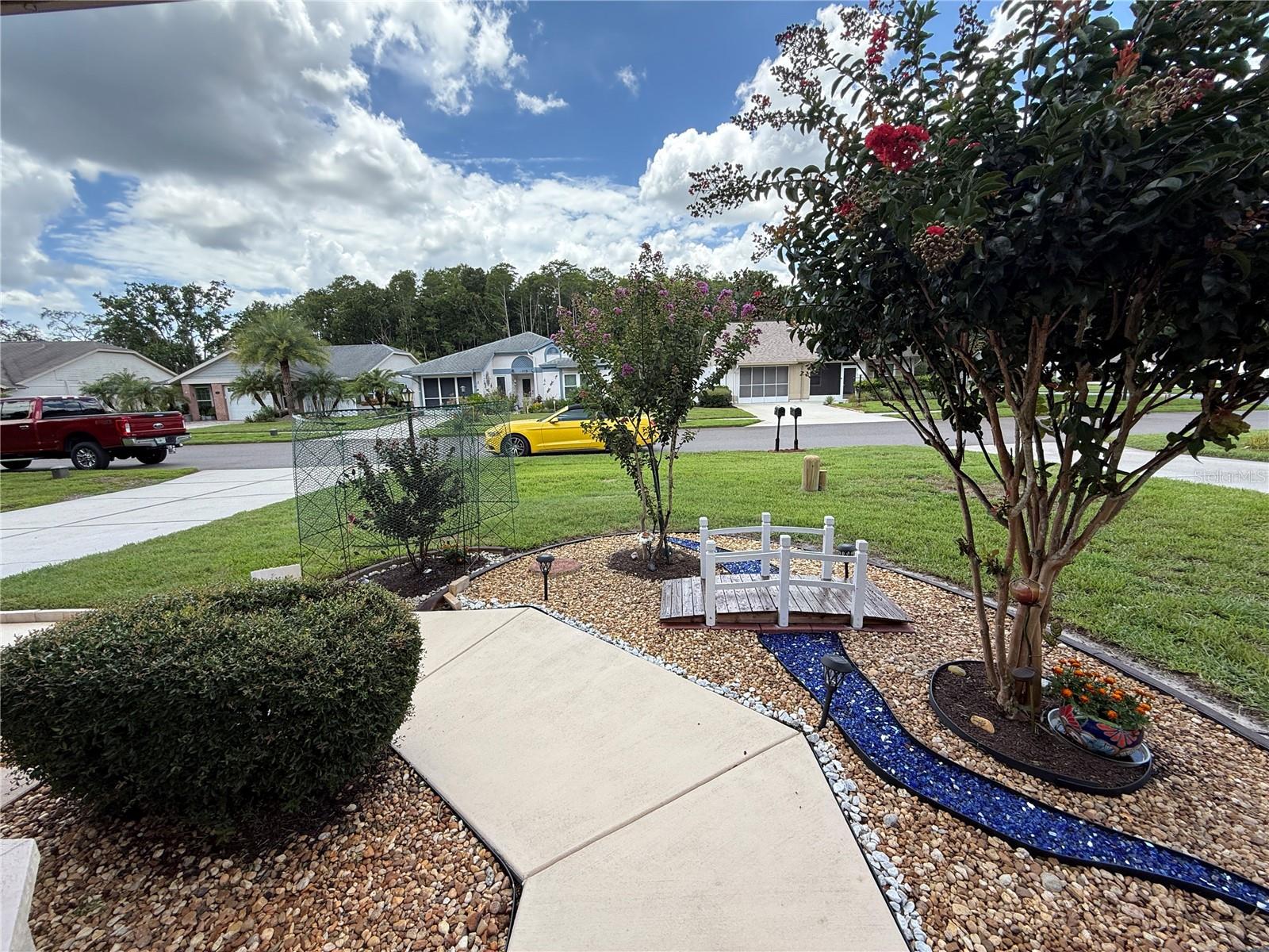 Image 4 of 39 For 11728 Aspenwood Drive