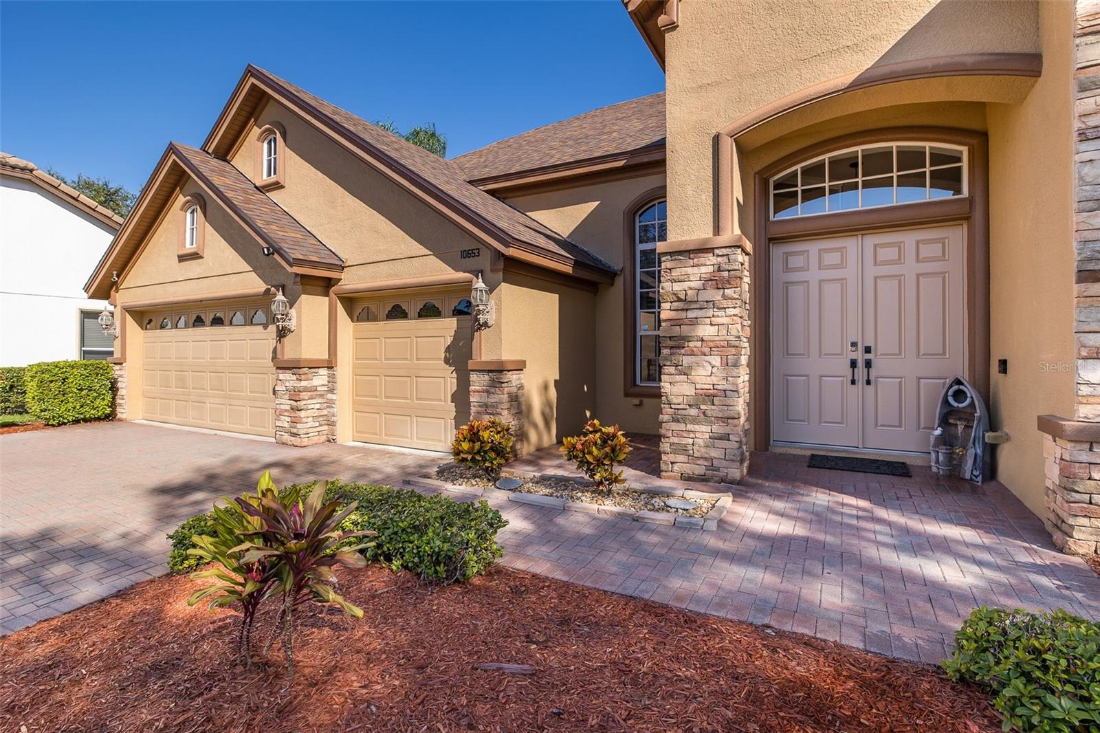 Image 3 of 100 For 10653 Garda Drive