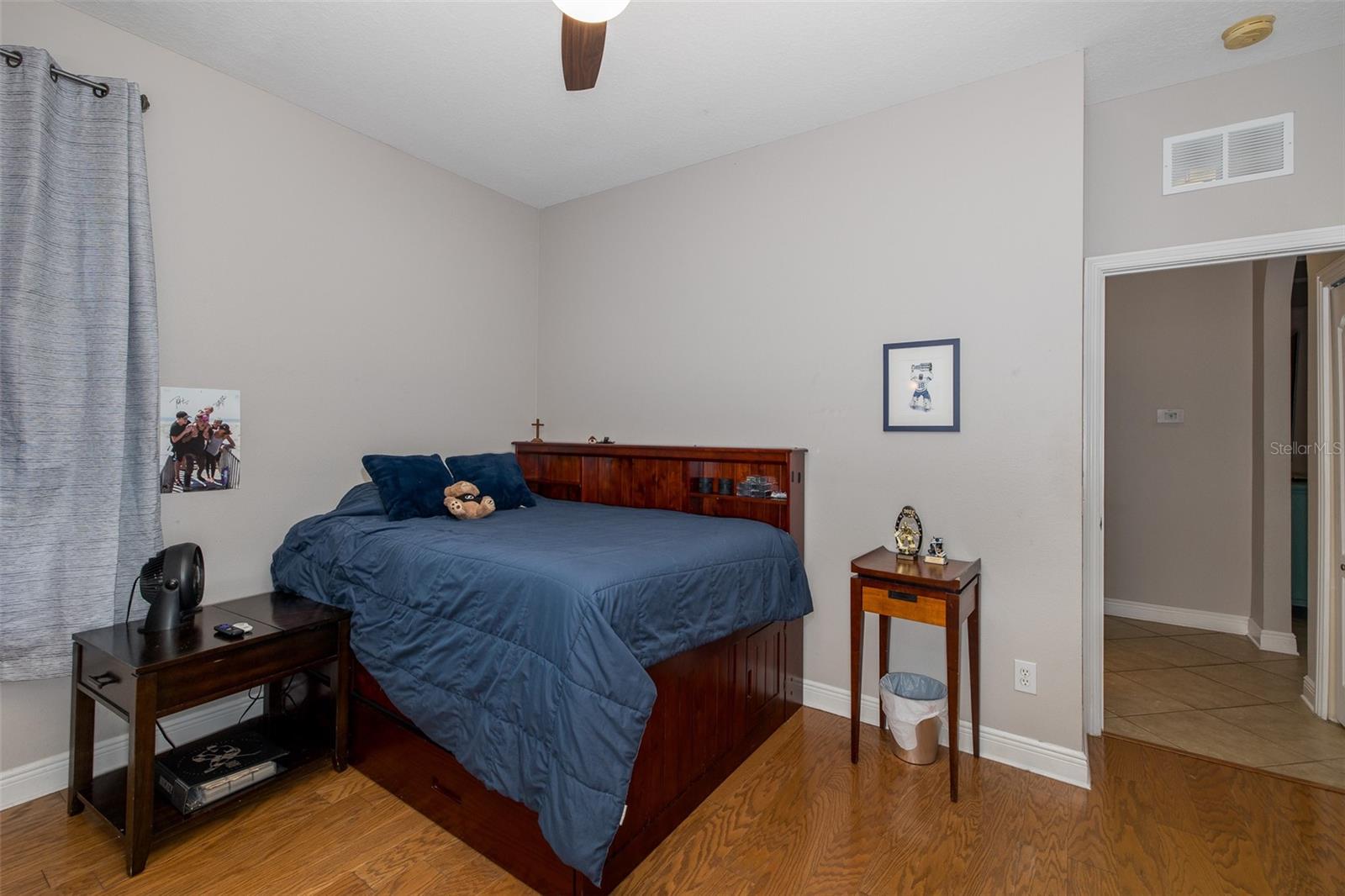 Image 30 of 100 For 10653 Garda Drive