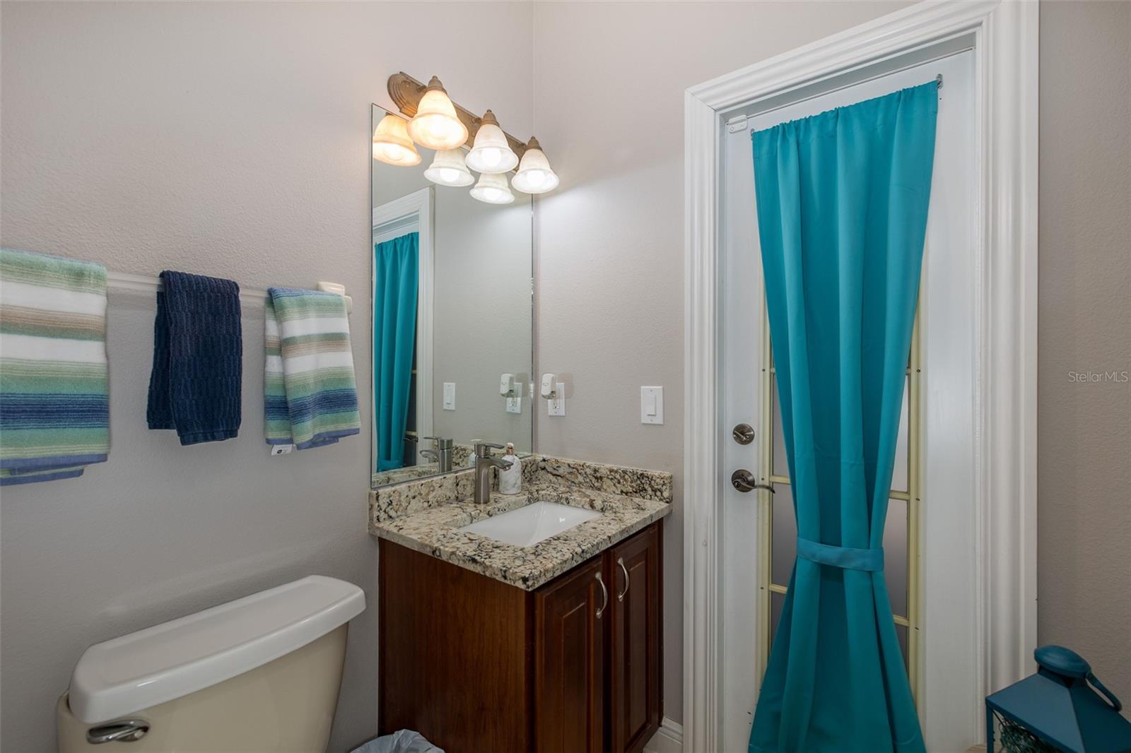 Image 36 of 100 For 10653 Garda Drive