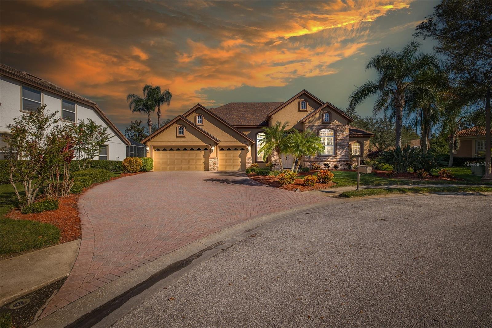 Image 75 of 100 For 10653 Garda Drive