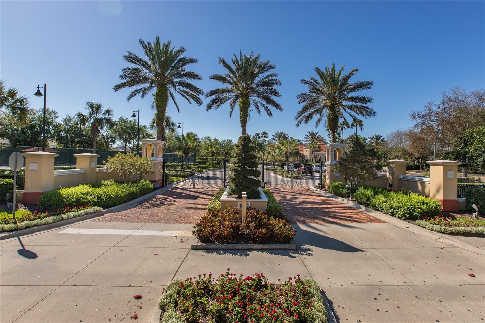 Image 96 of 100 For 10653 Garda Drive