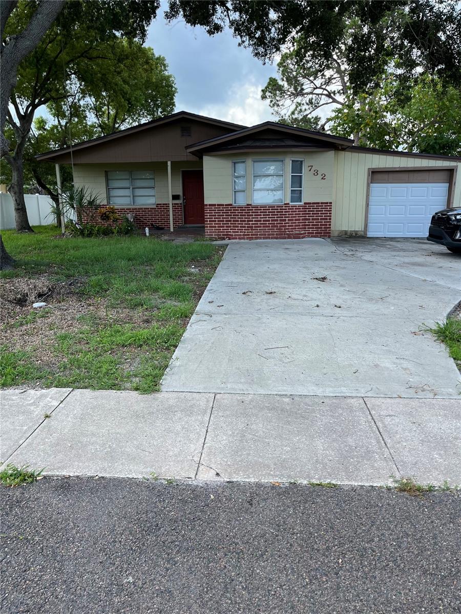 Details for 732 62nd Avenue Ne, ST PETERSBURG, FL 33702