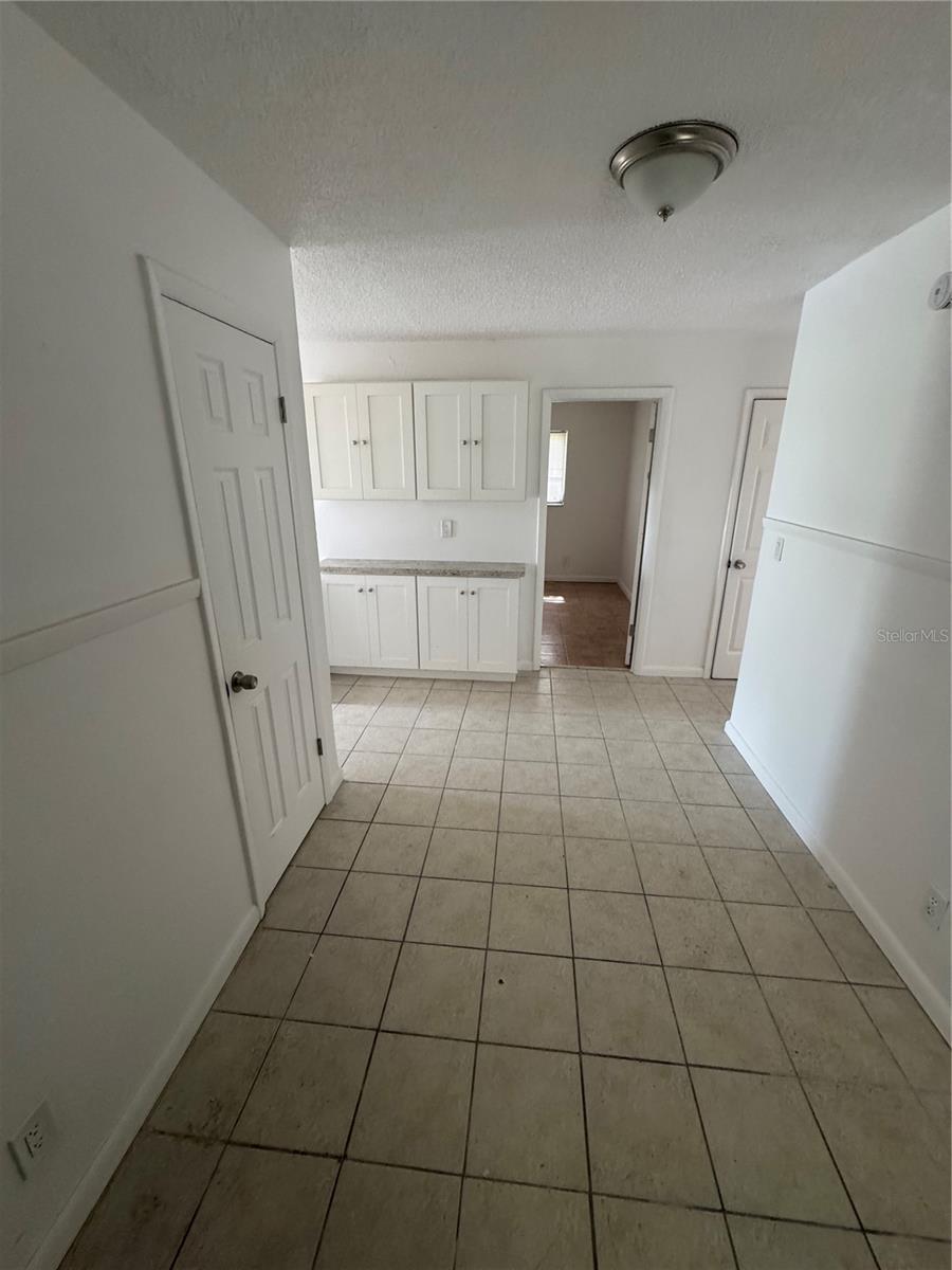 Image 11 of 51 For 732 62nd Avenue Ne