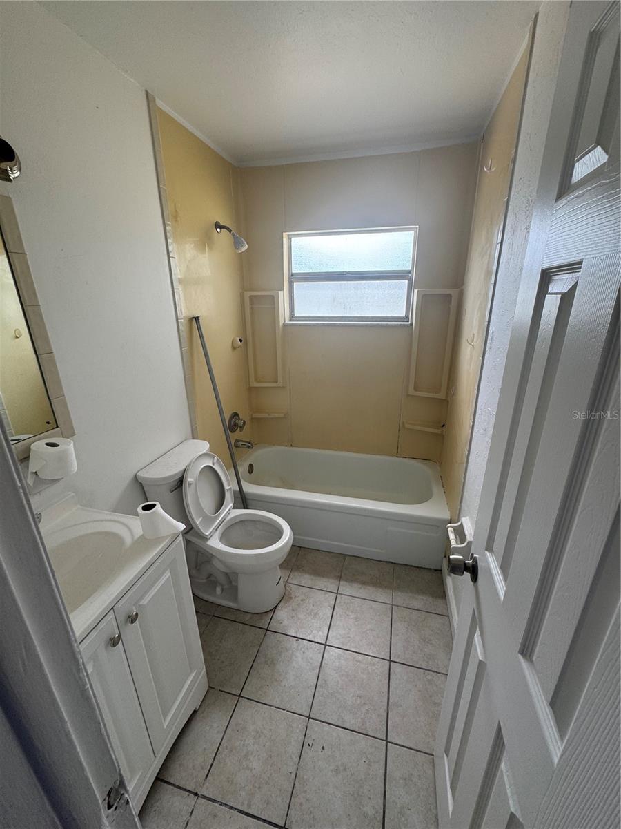 Image 27 of 51 For 732 62nd Avenue Ne