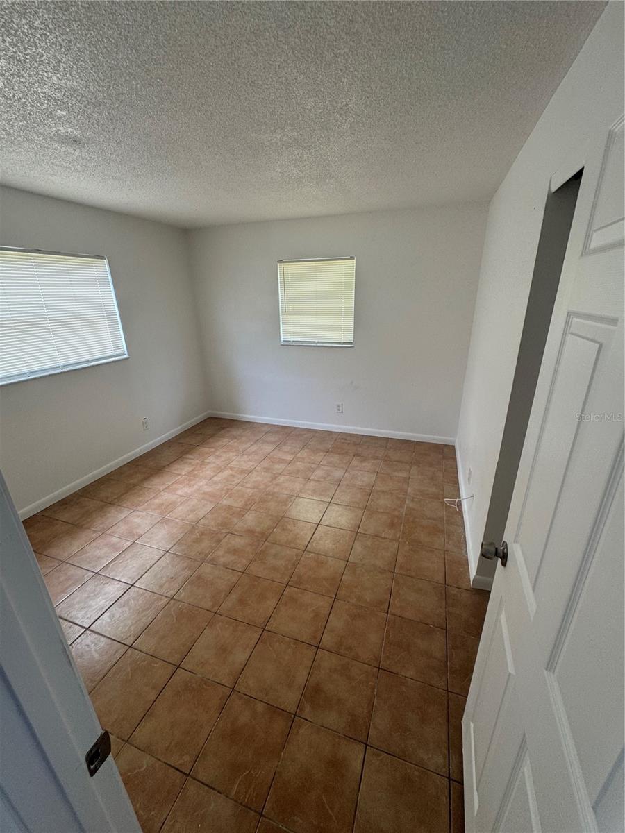 Image 30 of 51 For 732 62nd Avenue Ne
