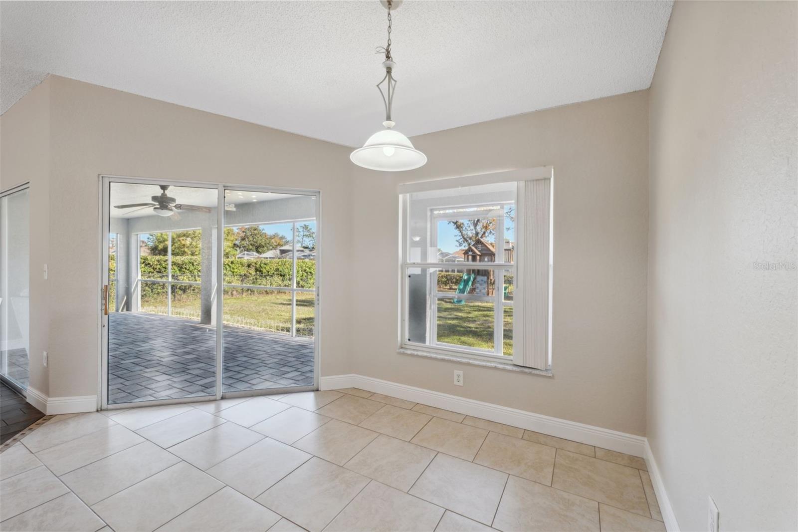 Listing photo id 8 for 3470 Cedar Crest Loop