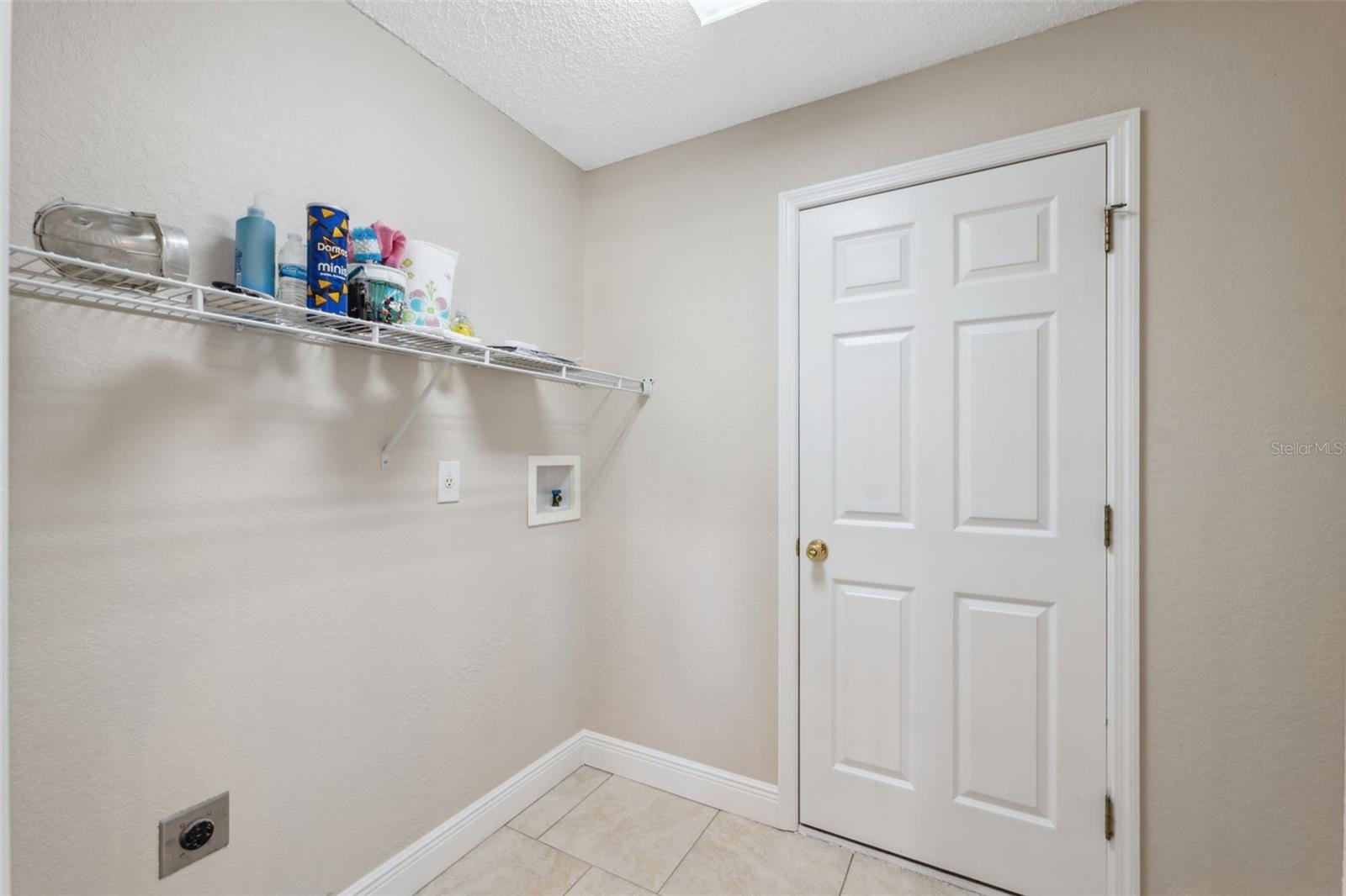 Listing photo id 19 for 3470 Cedar Crest Loop