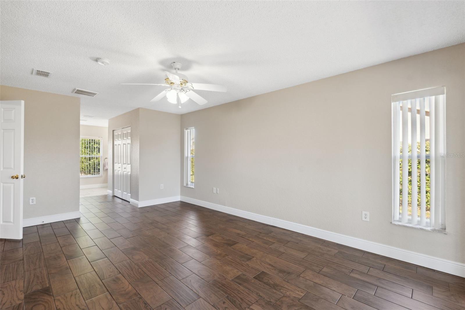 Listing photo id 53 for 3470 Cedar Crest Loop
