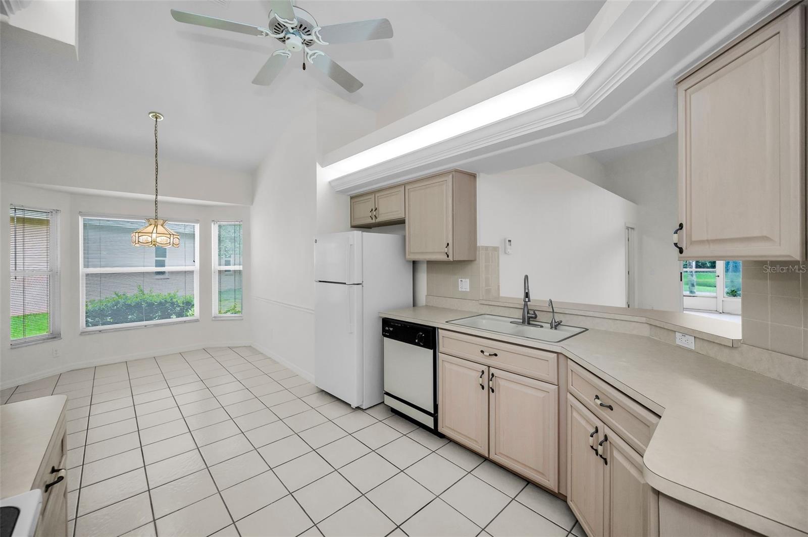 Image 21 of 66 For 6622 Pine Walk Drive