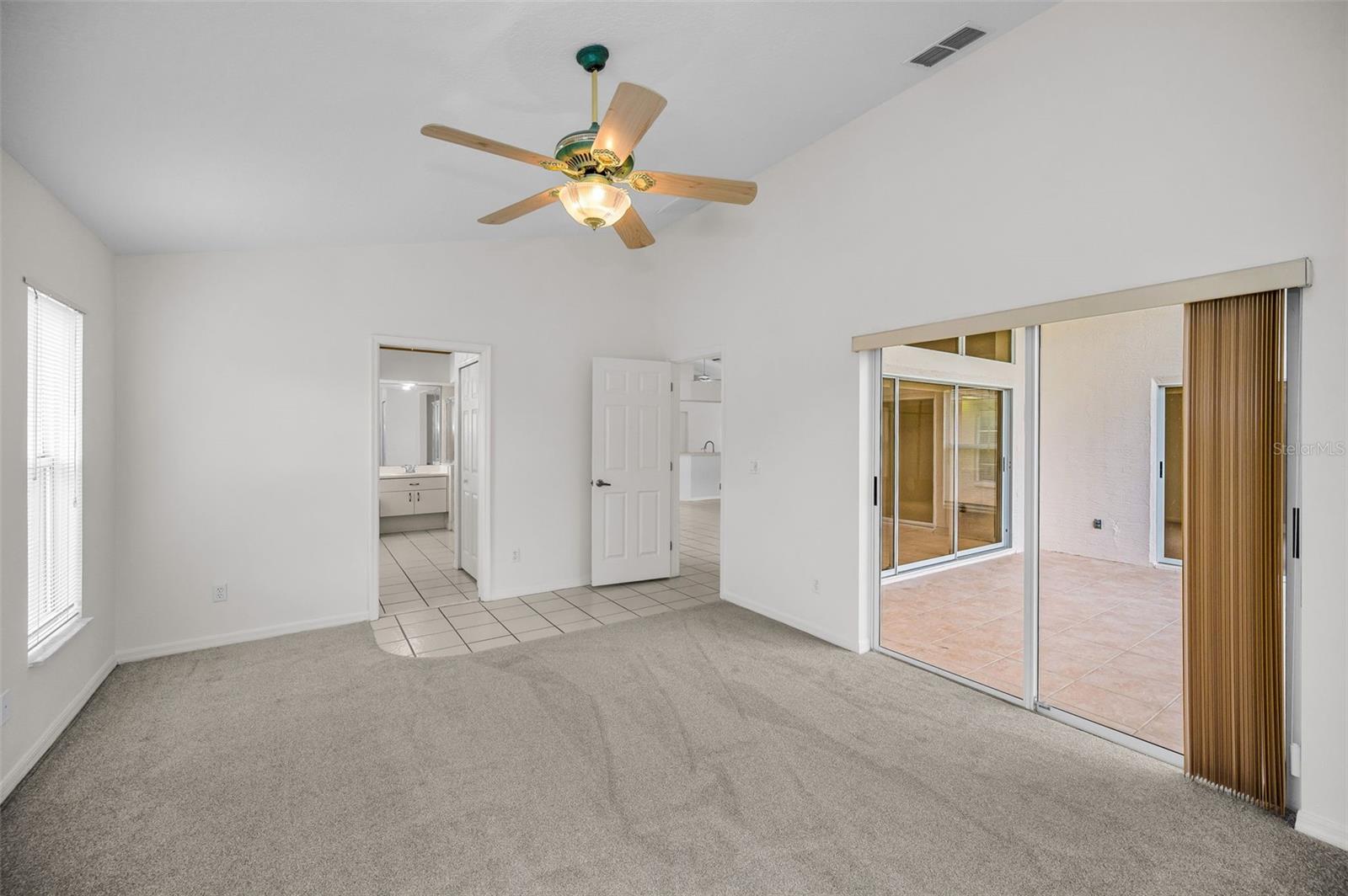 Image 26 of 66 For 6622 Pine Walk Drive