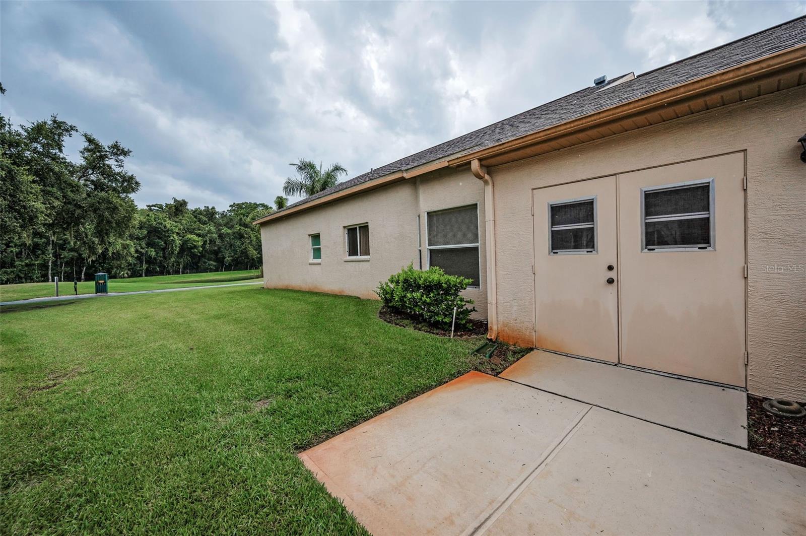 Image 37 of 66 For 6622 Pine Walk Drive