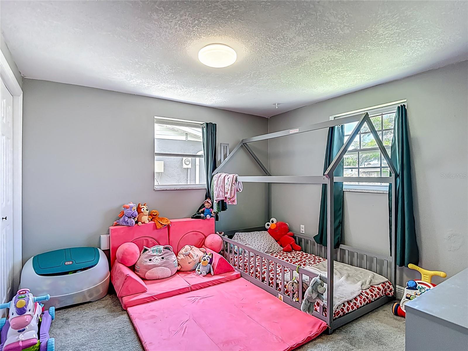 Image 31 of 53 For 10905 Scenic Drive