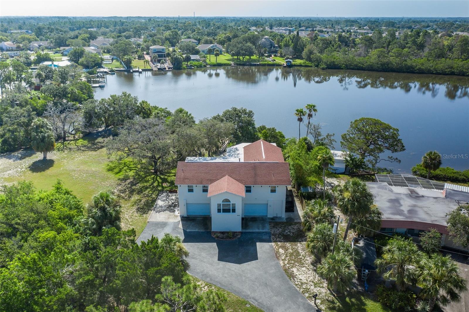Details for 2020 Cove Court, HOLIDAY, FL 34691