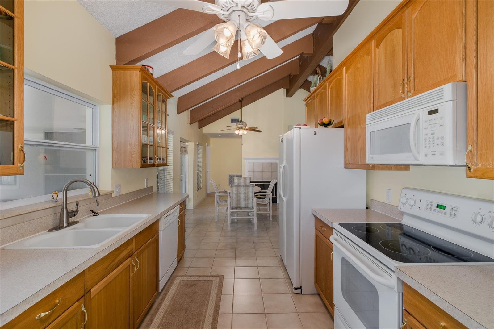 Image 22 of 53 For 2020 Cove Court