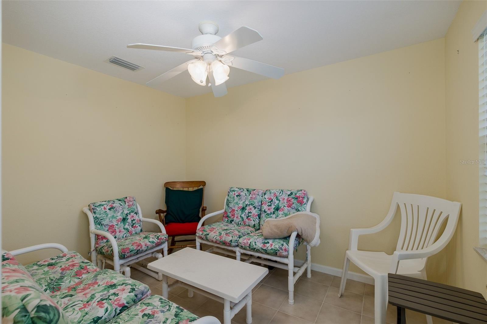 Image 28 of 53 For 2020 Cove Court