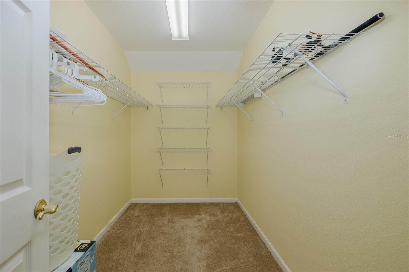 Image 34 of 53 For 2020 Cove Court