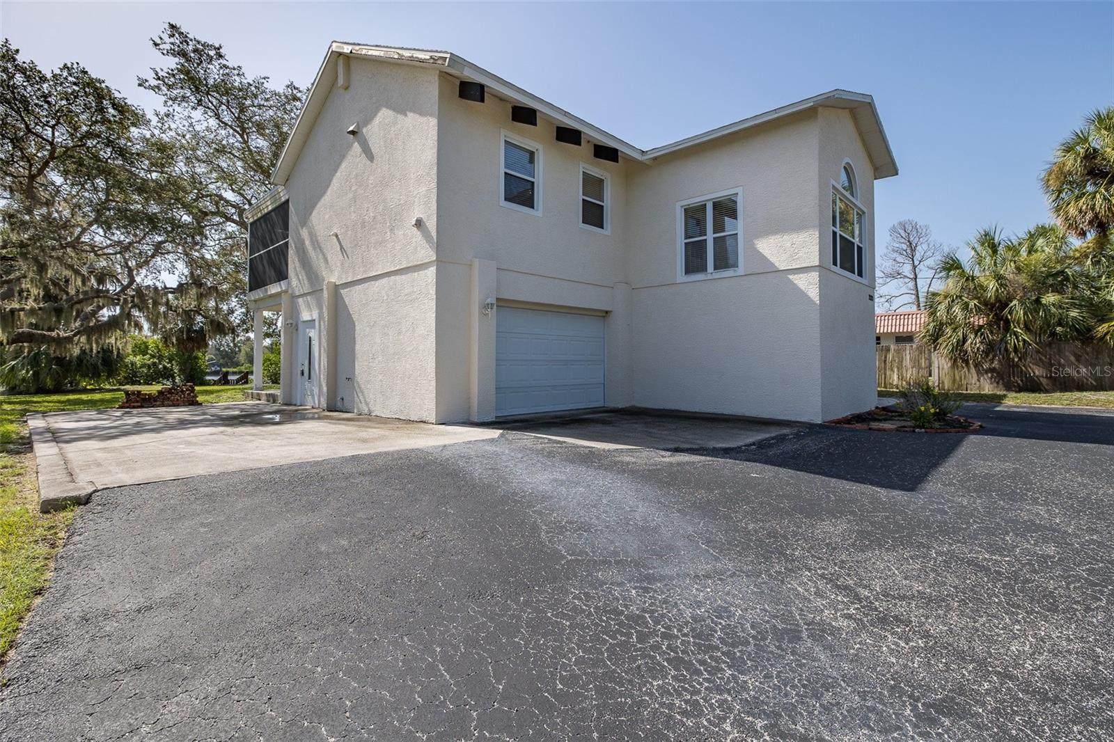 Image 48 of 53 For 2020 Cove Court