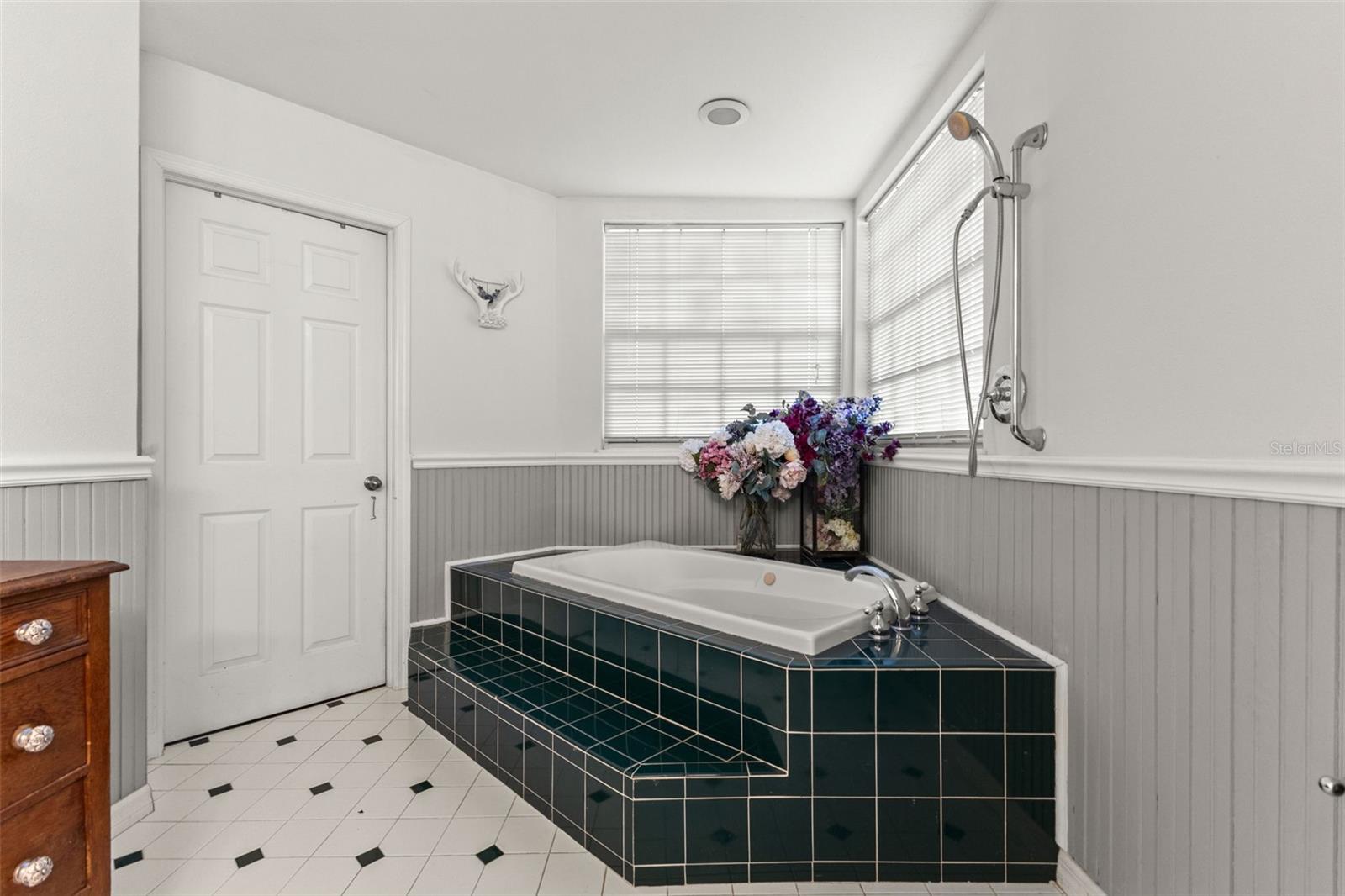 Listing photo id 35 for 22332 Mizell Road