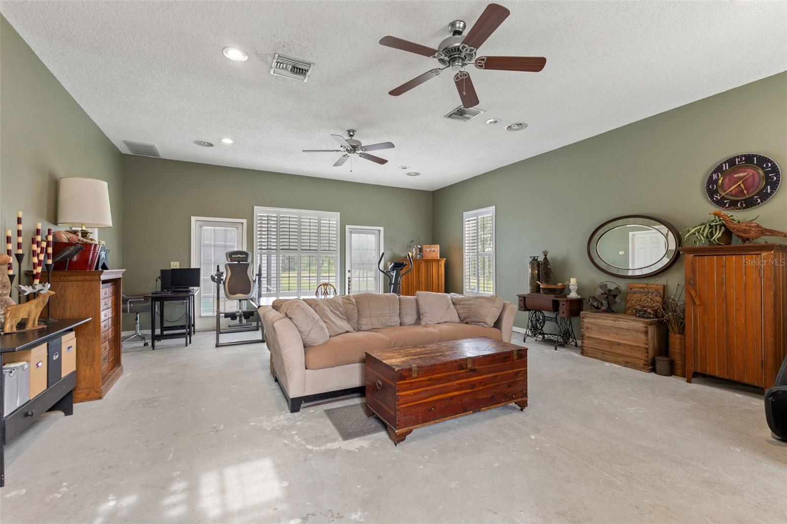 Listing photo id 38 for 22332 Mizell Road