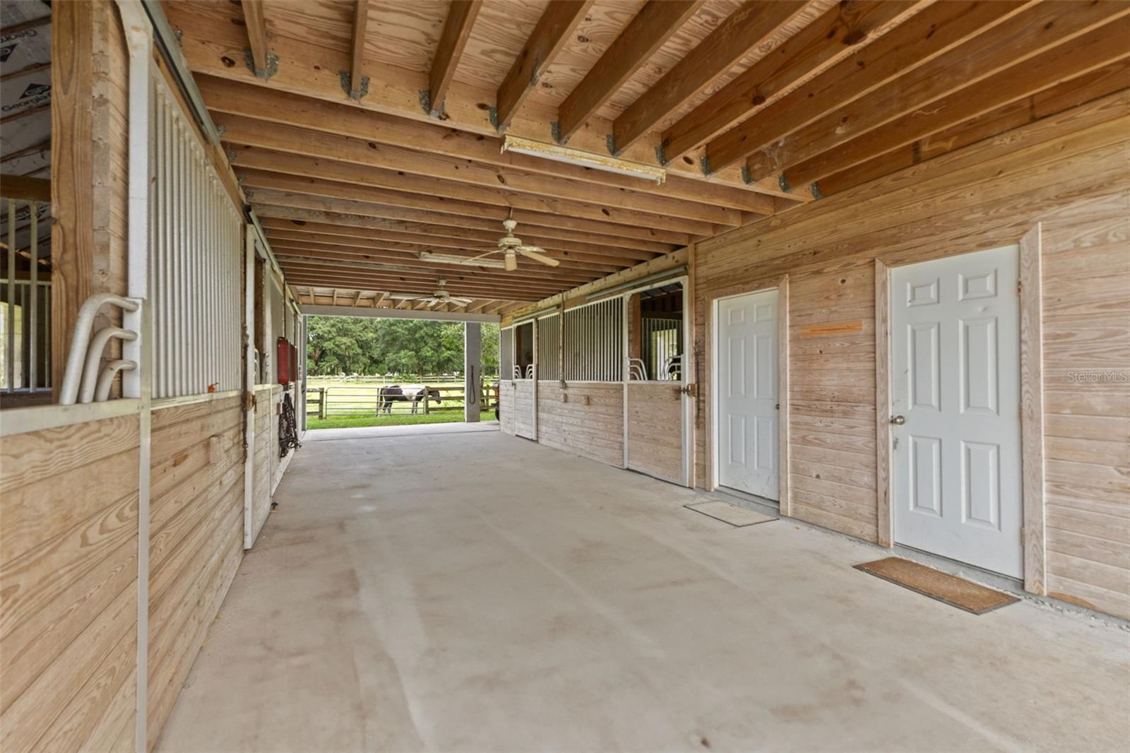 Listing photo id 69 for 22332 Mizell Road