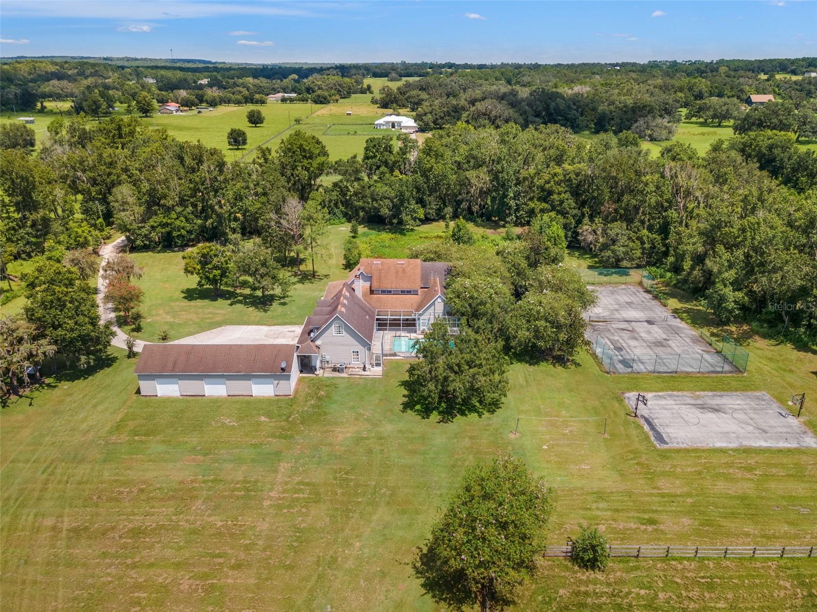 Listing photo id 77 for 22332 Mizell Road