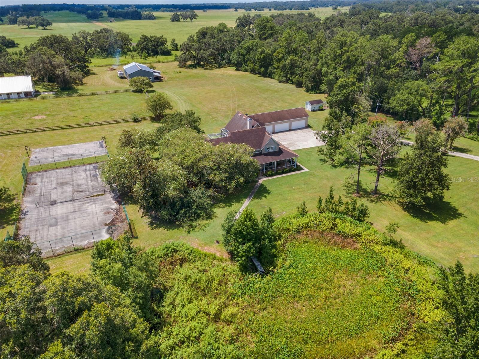 Listing photo id 80 for 22332 Mizell Road