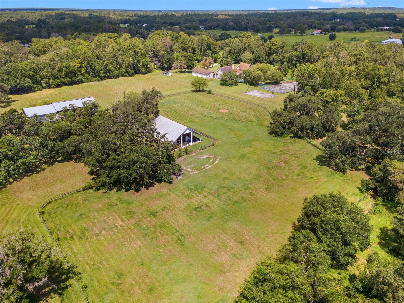 Listing photo id 88 for 22332 Mizell Road