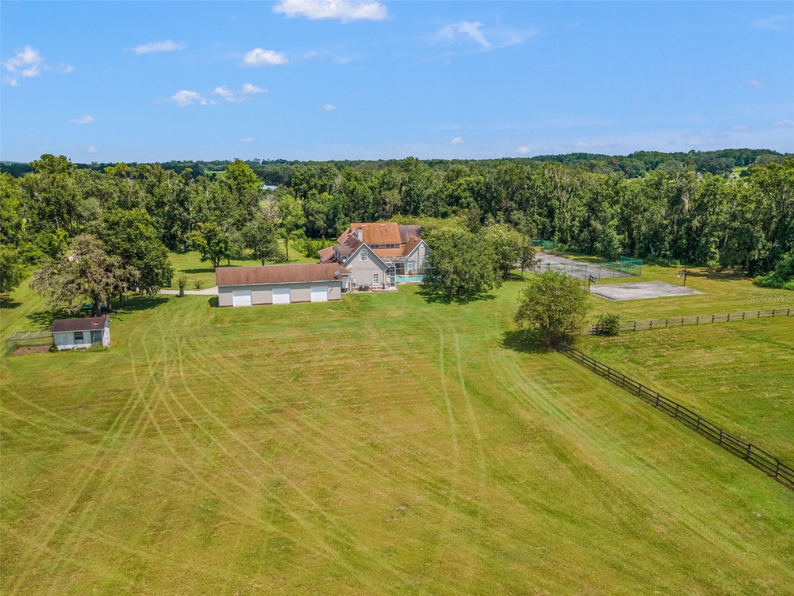 Listing photo id 89 for 22332 Mizell Road