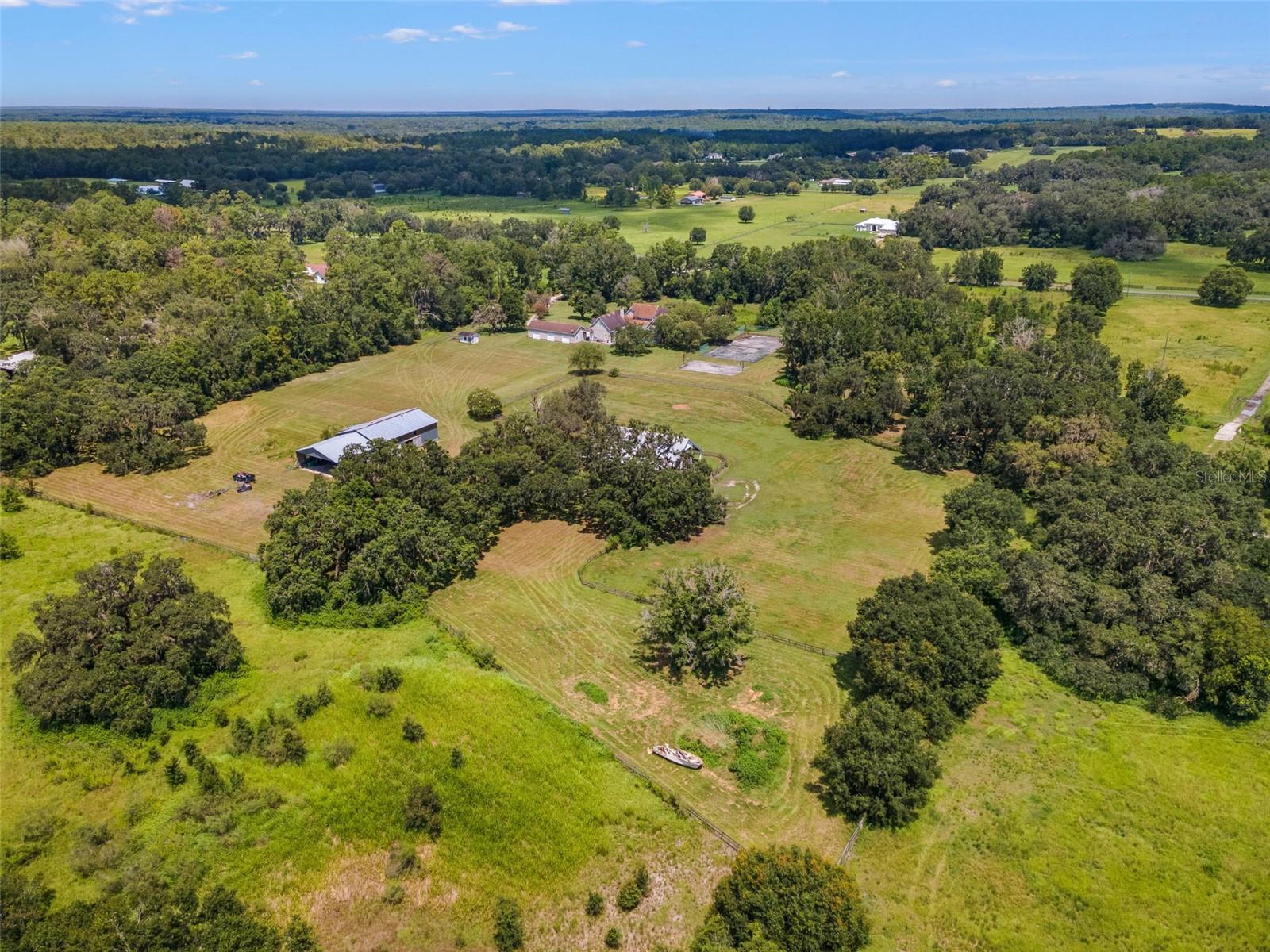 Listing photo id 93 for 22332 Mizell Road