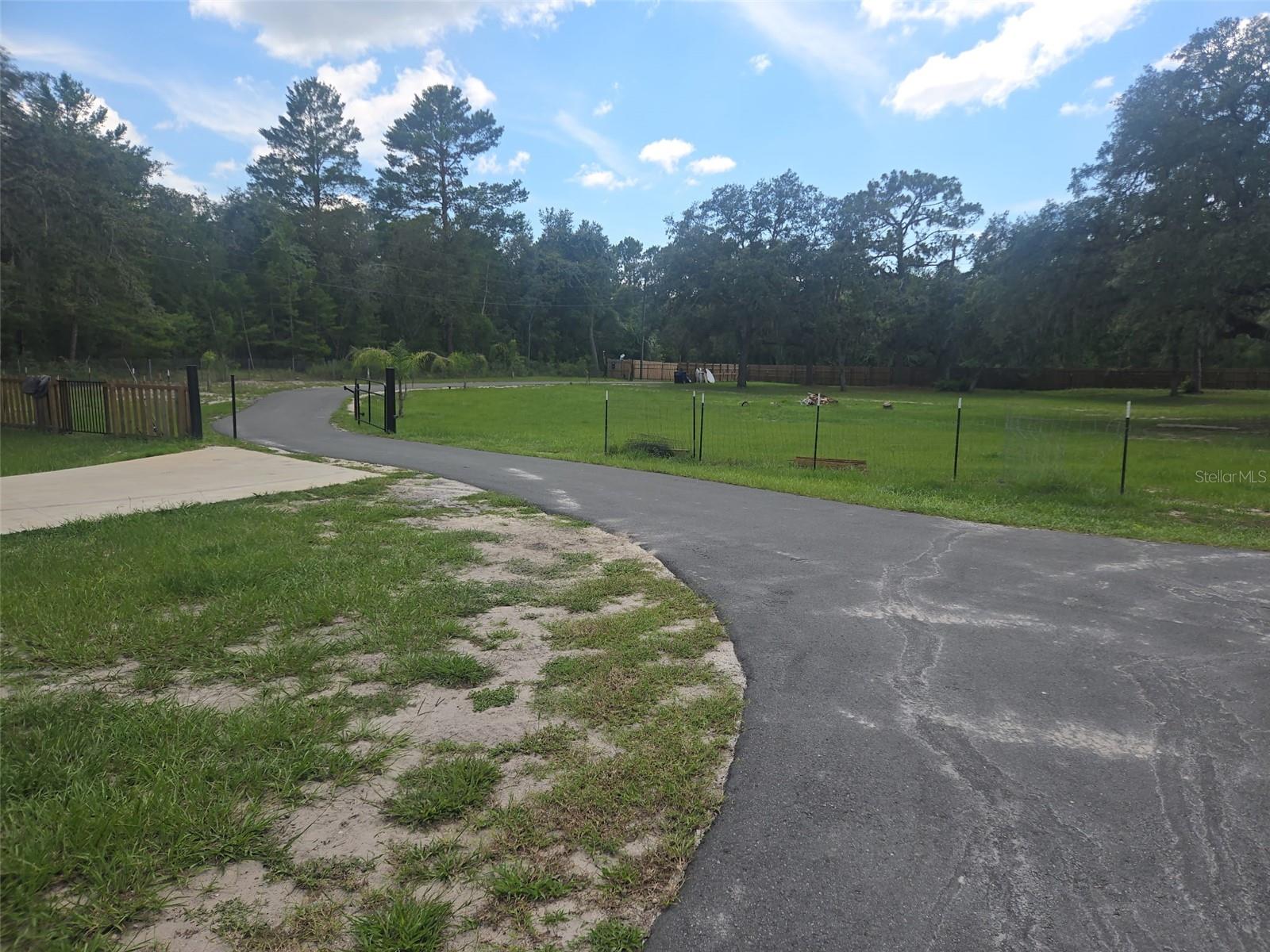 Image 9 of 10 For 17236 Shady Hills Road