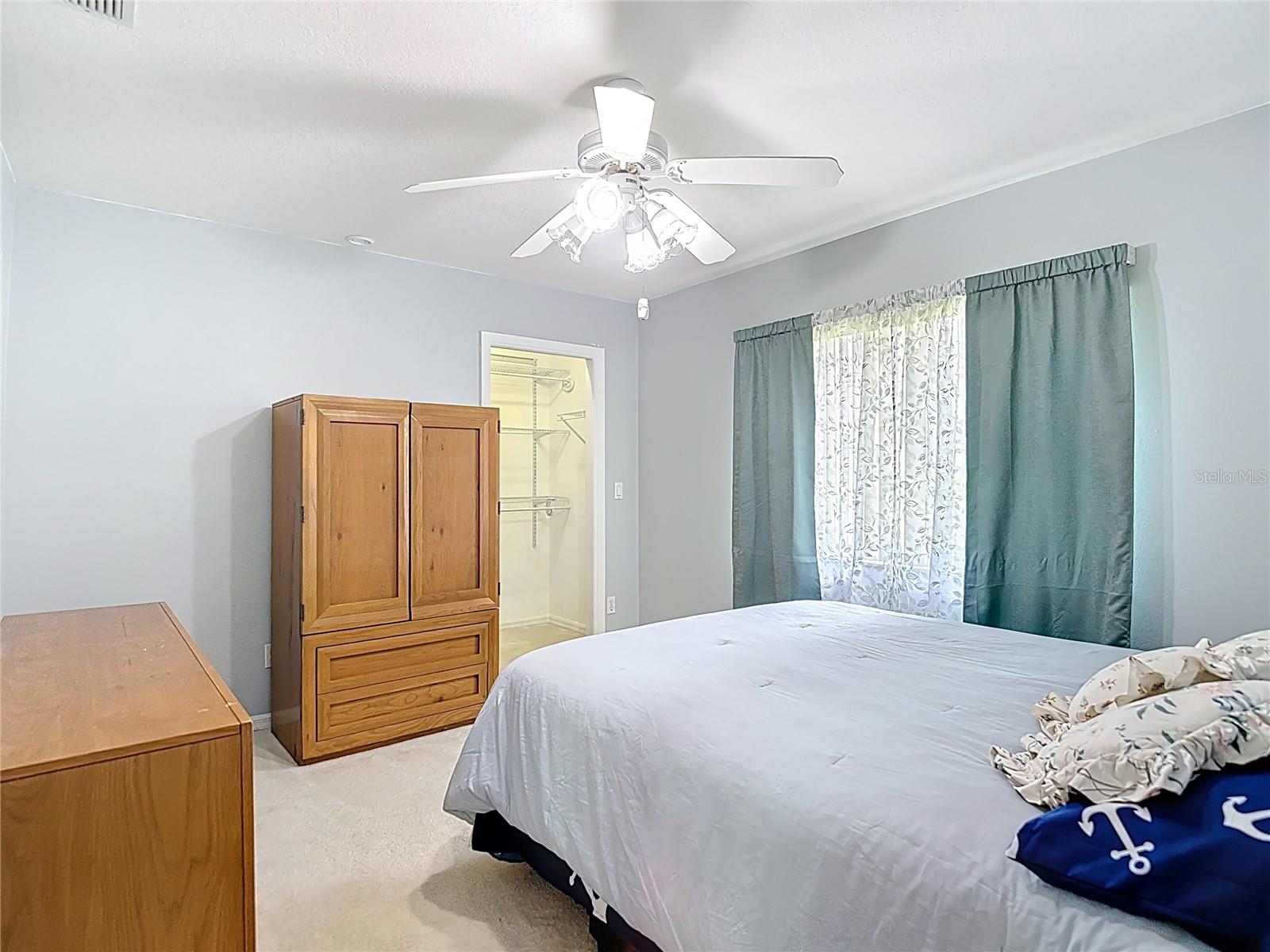 Image 40 of 75 For 13630 Plantation Lake Circle