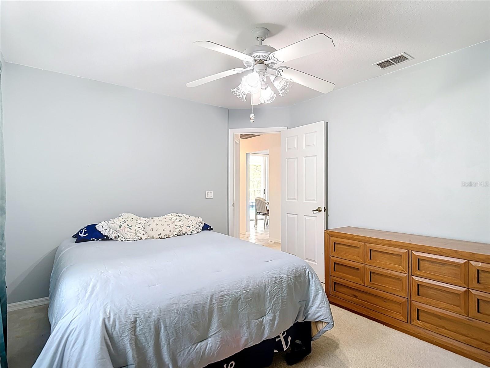 Image 42 of 75 For 13630 Plantation Lake Circle