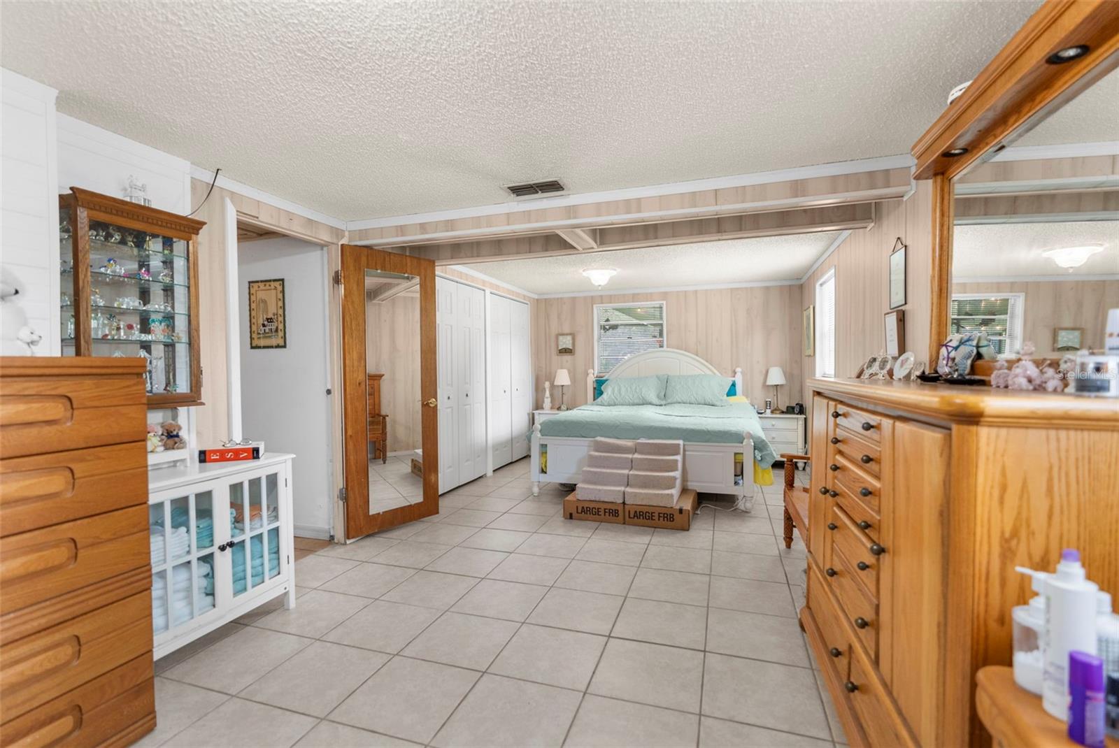 Image 22 of 56 For 11094 51st Drive