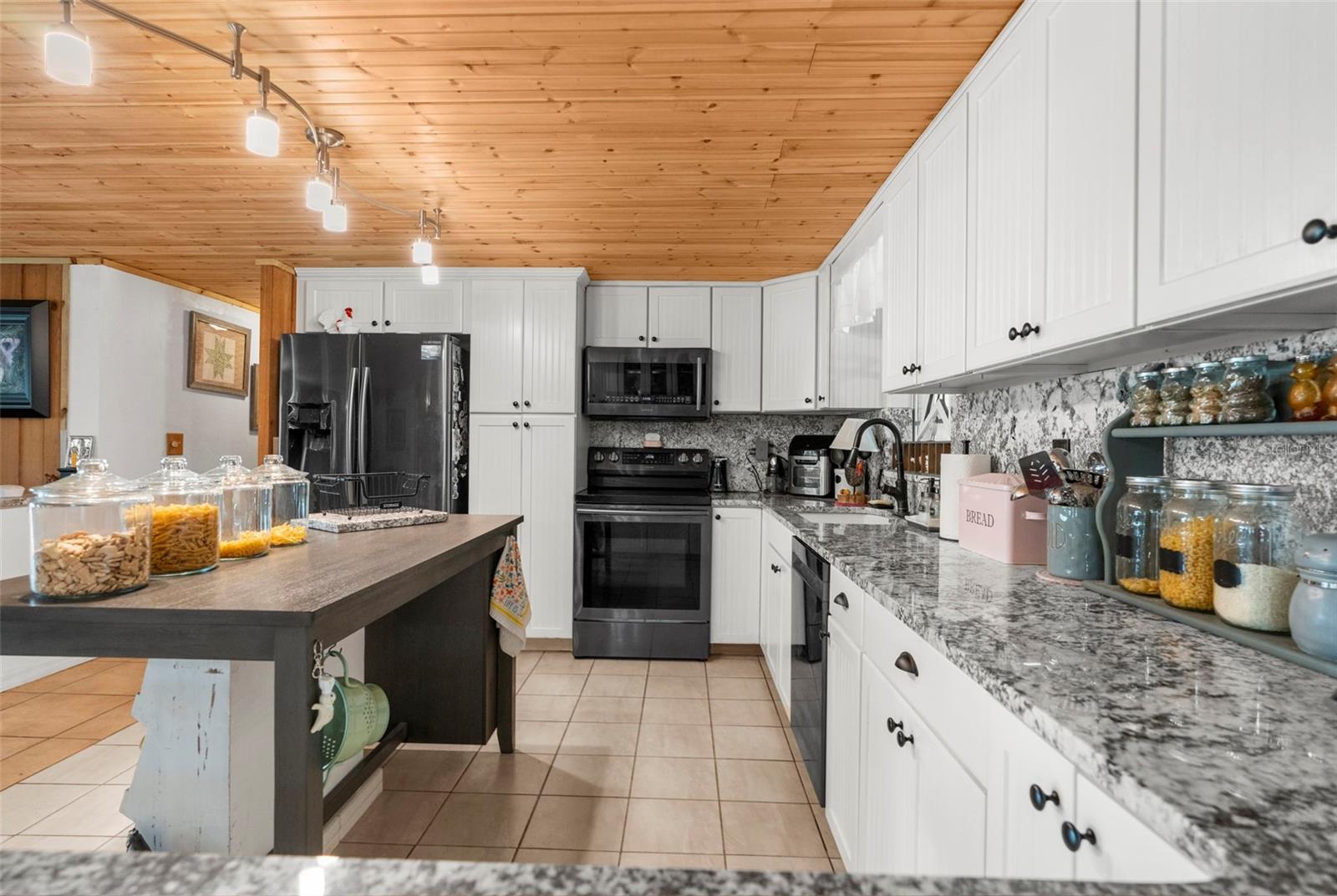 Image 9 of 56 For 11094 51st Drive