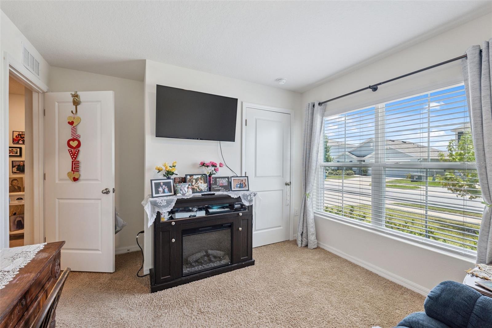 Image 14 of 71 For 13196 Golden Lime Avenue