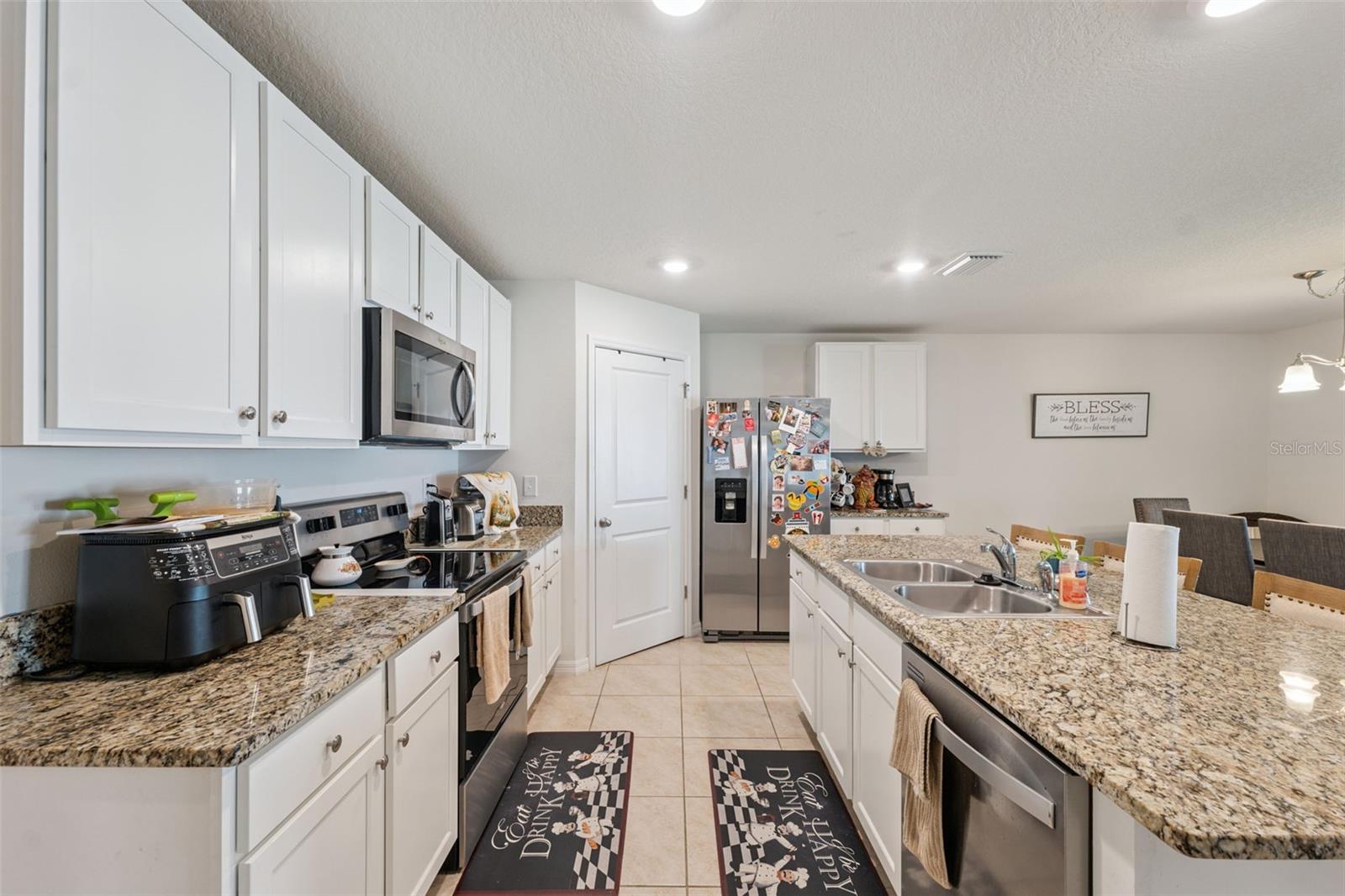 Image 6 of 71 For 13196 Golden Lime Avenue