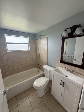 Image 9 of 14 For 3225 Jarvis Street