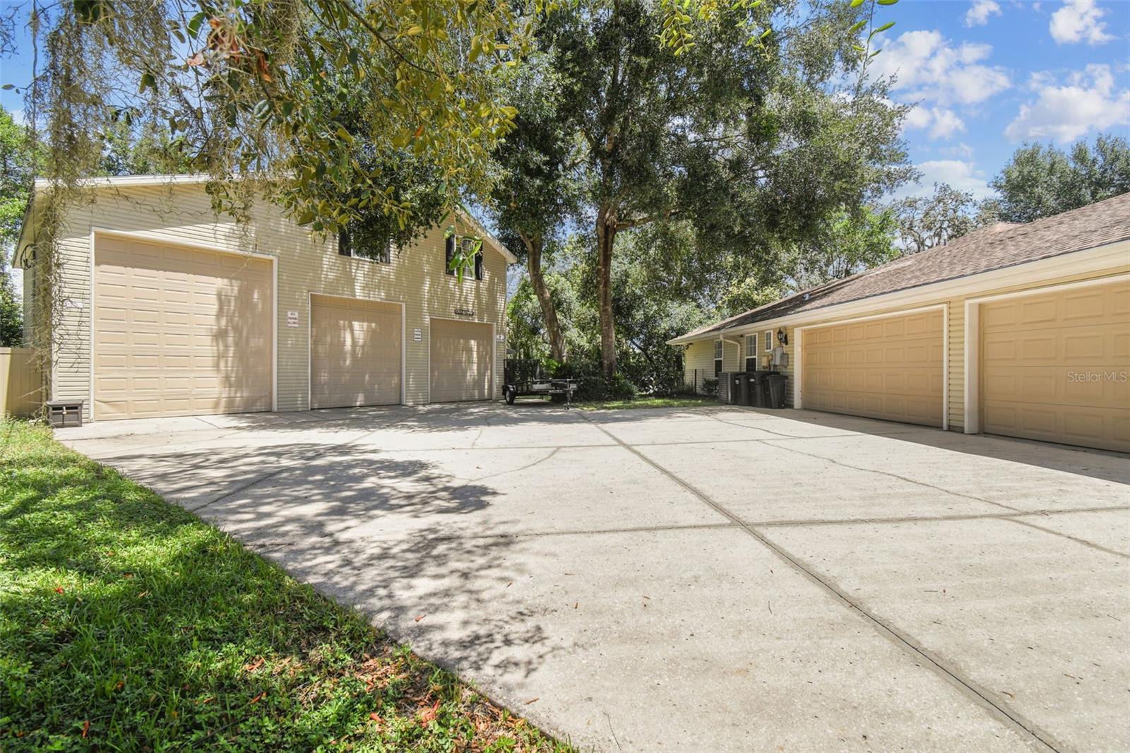 Image 5 of 79 For 11945 Darwin Avenue
