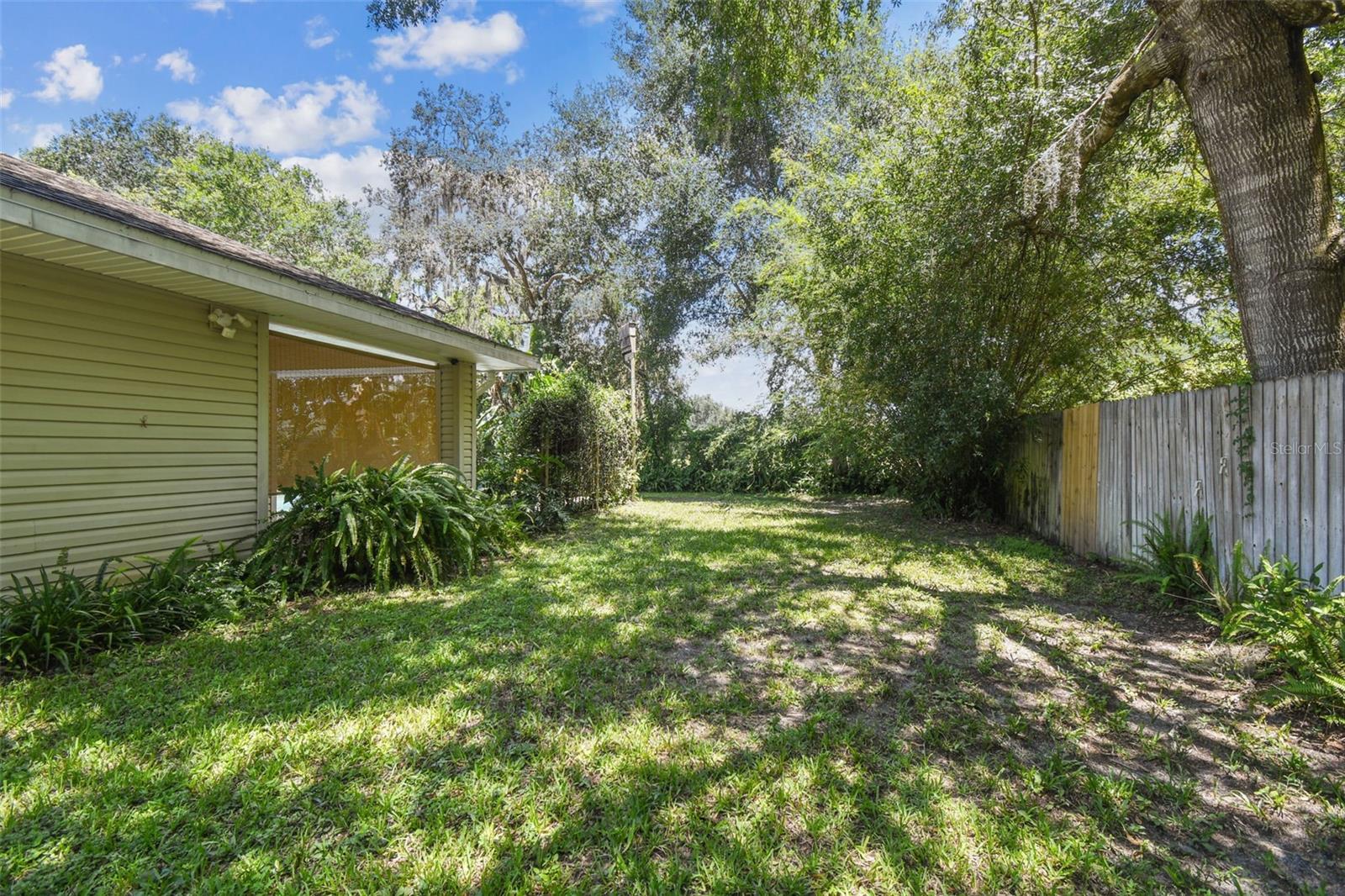 Image 63 of 79 For 11945 Darwin Avenue