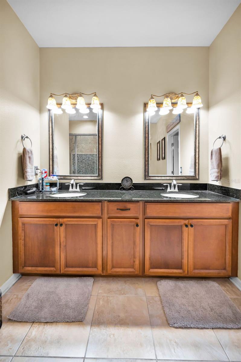 Image 18 of 76 For 11015 Belle Haven Drive