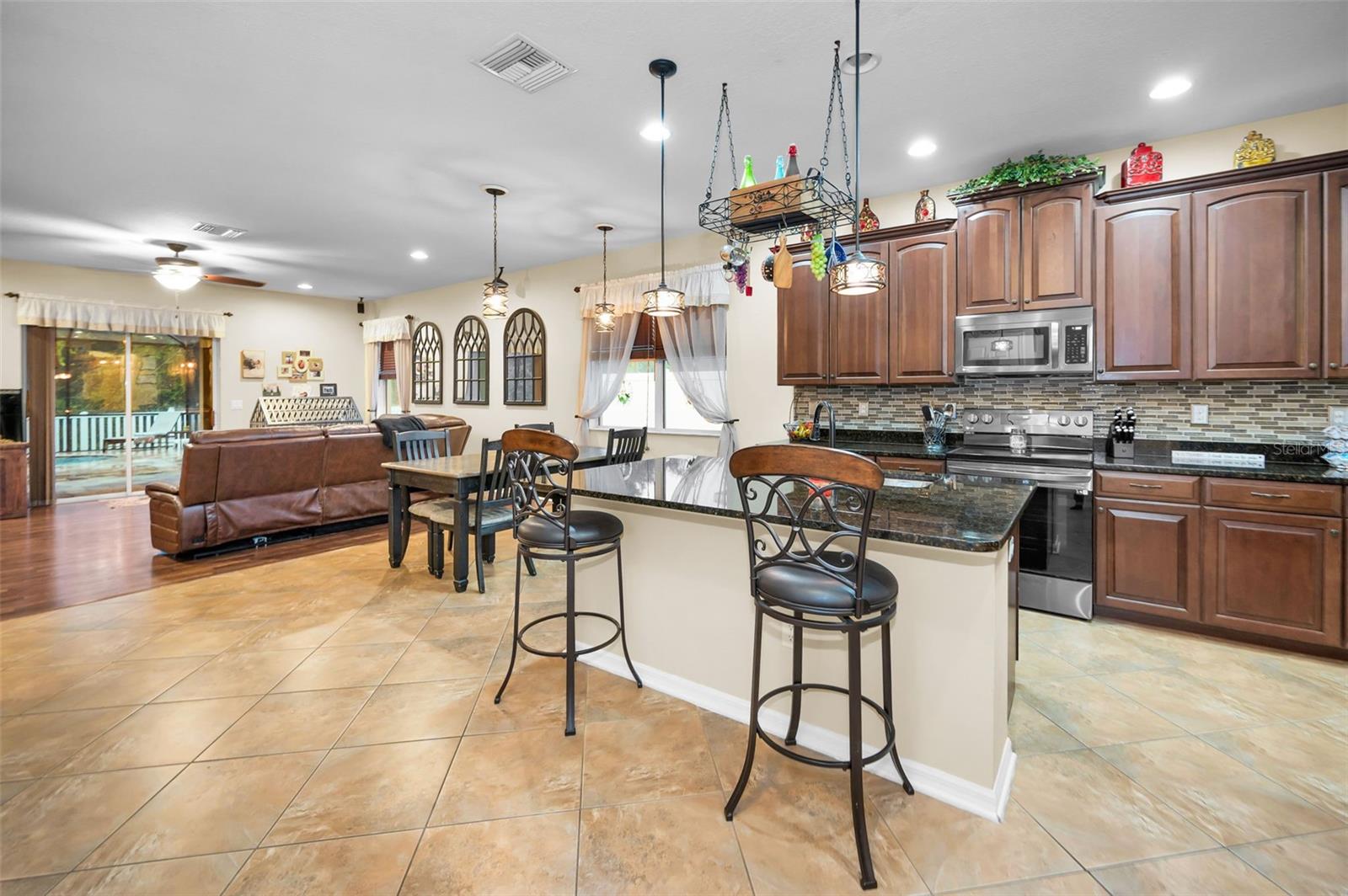Image 9 of 76 For 11015 Belle Haven Drive