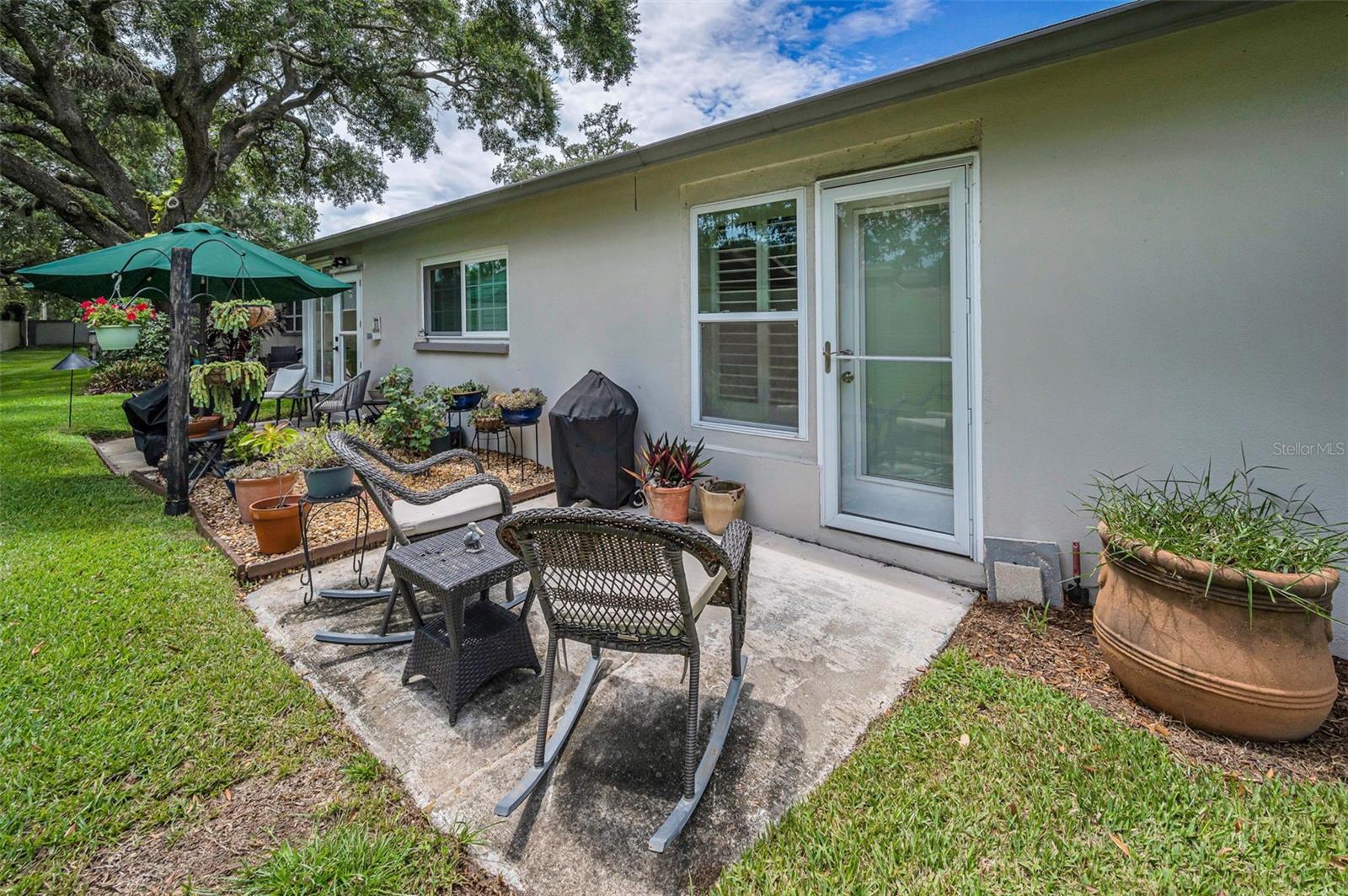 Image 18 of 34 For 3722 River Oaks Court 3722