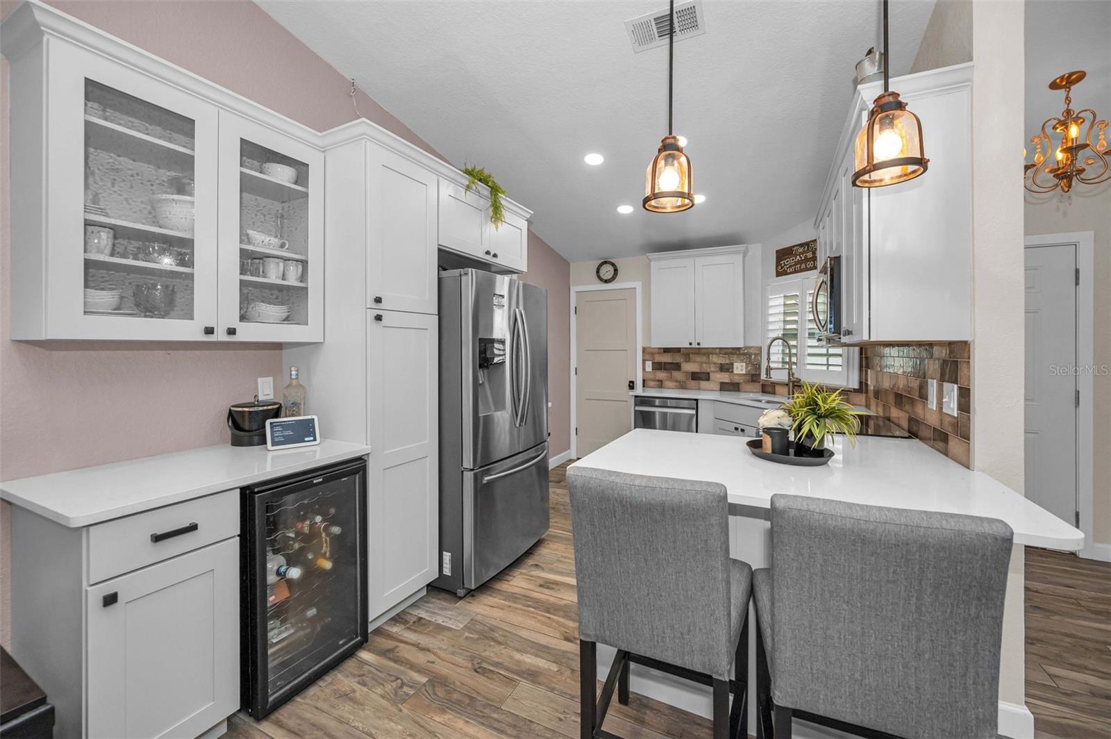 Image 7 of 34 For 3722 River Oaks Court 3722