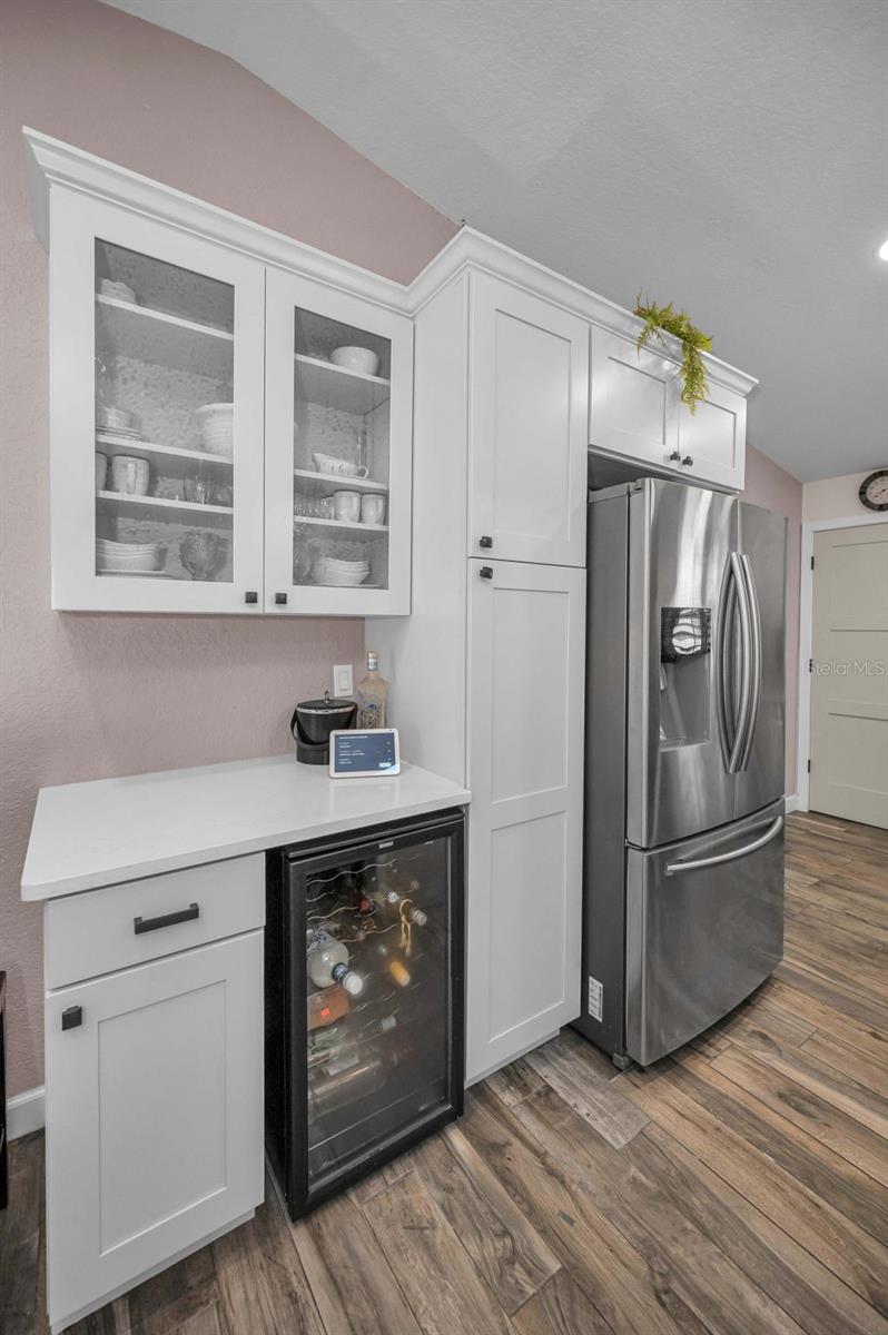 Image 8 of 34 For 3722 River Oaks Court 3722