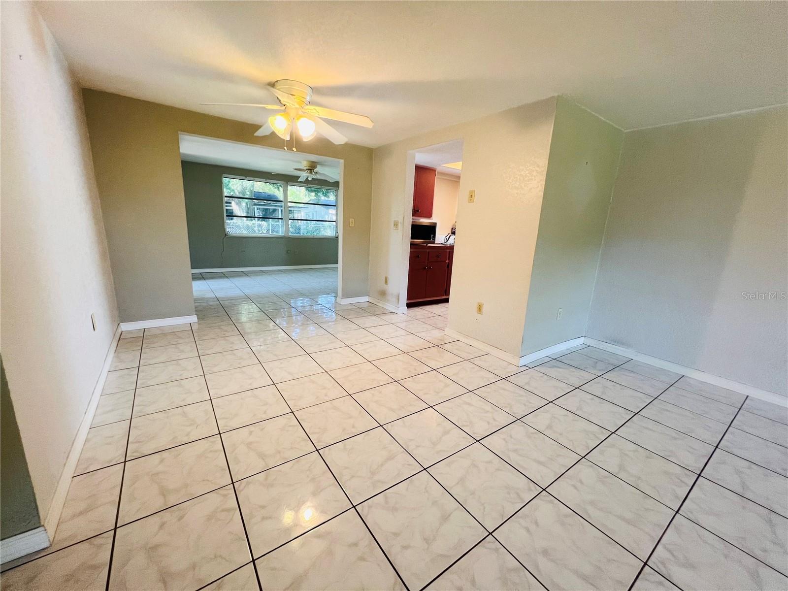 Image 7 of 36 For 7104 Mayfield Drive