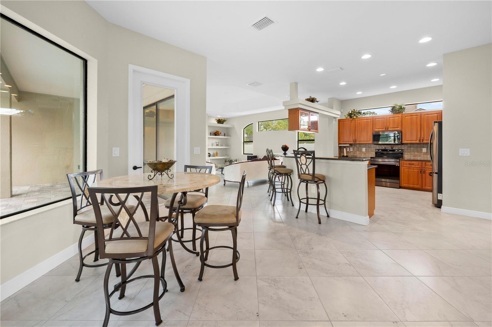 Image 18 of 63 For 13262 Lauren Drive