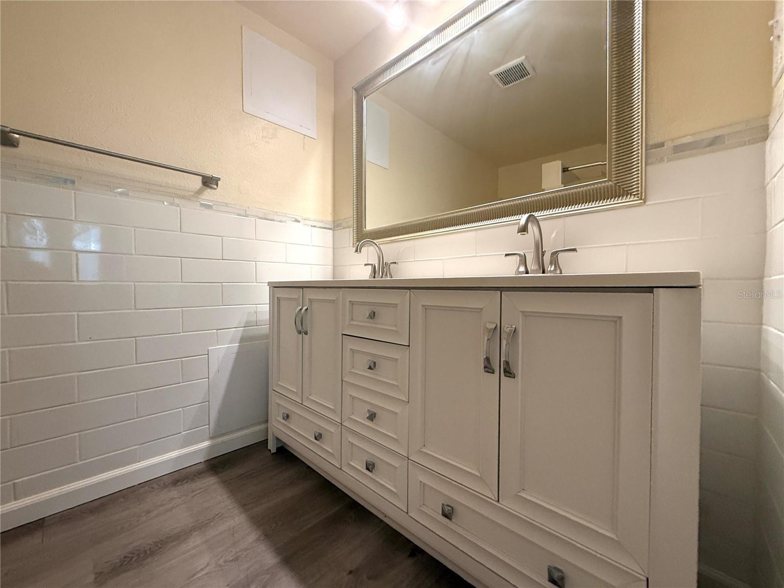 Image 21 of 35 For 12406 Cobble Stone Drive