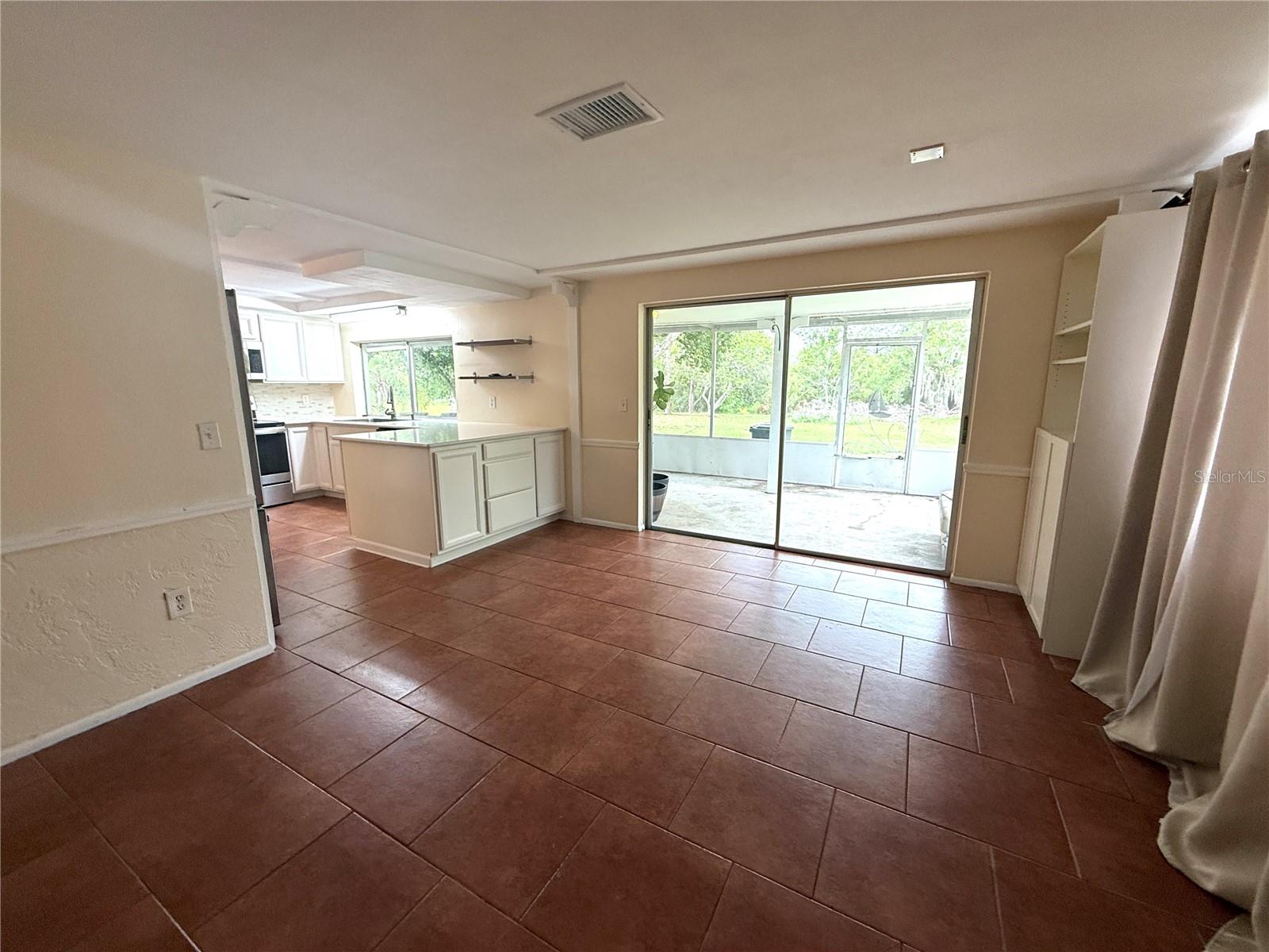 Image 26 of 35 For 12406 Cobble Stone Drive